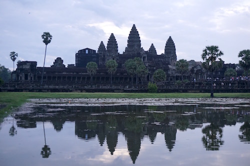 Angkor Wat （アンコール・ワット）へ！！　_d0341811_14041289.jpg