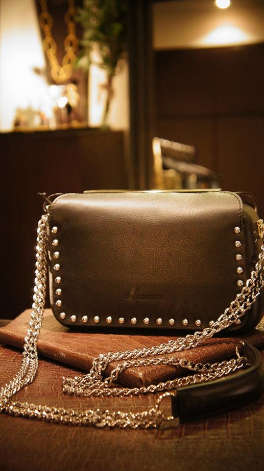 de Couture 新作バッグーーーーー!!_b0115615_17485255.jpg