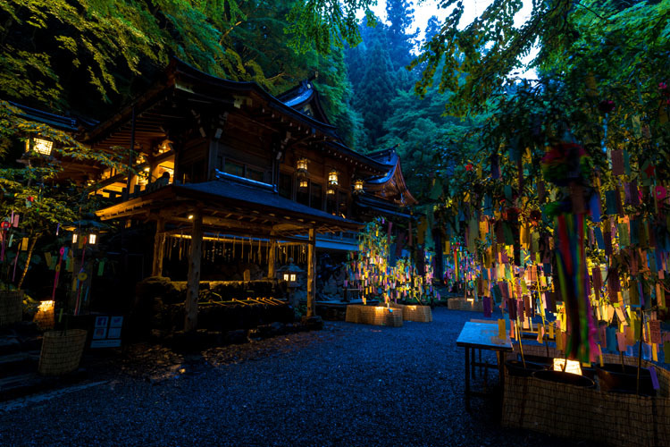 貴船神社「七夕笹飾りライトアップ」_e0051888_00070733.jpg