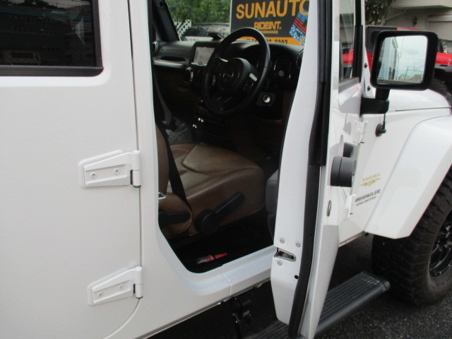 JK ラングラー のドアの開閉改善 普通の車みたいにできる仕様_b0123820_10555409.jpg