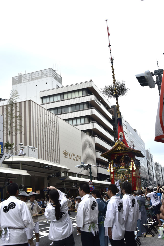 祇園祭り・前祭・山鉾巡行（改訂版）_e0367330_34746.jpg