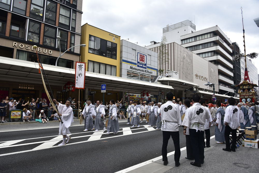 祇園祭り・前祭・山鉾巡行（改訂版）_e0367330_3514986.jpg