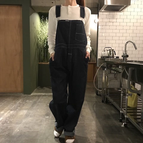 オーバーオール　と　白_d0364239_20132550.jpg