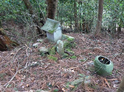 2006/5/1-4GW:高知松山怪の爪あと〜赤岡絵金蔵、五台山、仁井田(田中貢太郎)、桂浜、室戸岬人面岩、野根山街道笑い栂、道後石手寺、松山太山寺地獄絵、大山祇神社、尾道_b0116271_12385570.jpg