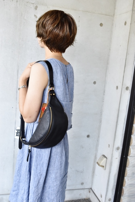 3色・揃いました。。。夏の軽装のお伴に(^^♪ SLOW FUNNY BAG_d0152280_16481178.jpg