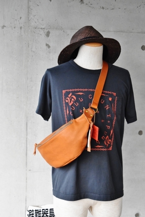 3色・揃いました。。。夏の軽装のお伴に(^^♪ SLOW FUNNY BAG_d0152280_16503976.jpg