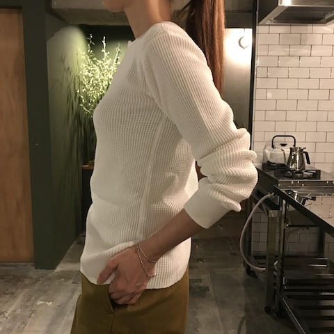 ふわっふわっ　な　カットソー_d0364239_19402603.jpg