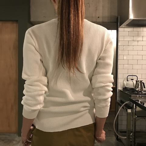 ふわっふわっ　な　カットソー_d0364239_19415269.jpg