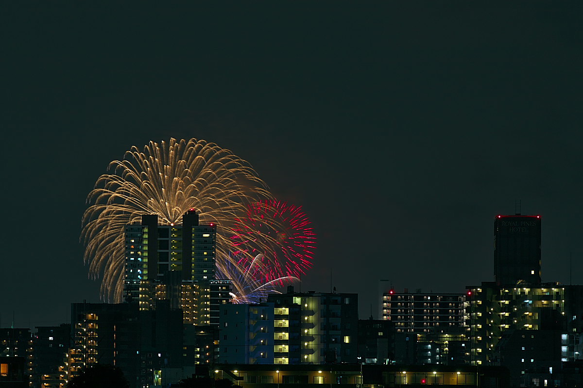 ベランダから戸田橋の花火を_d0125872_23493316.jpg