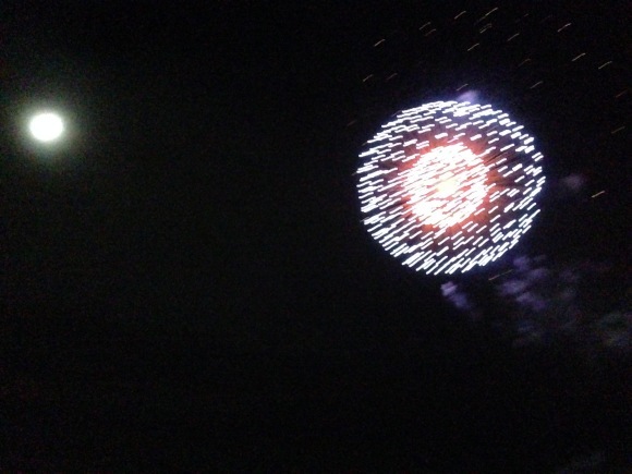 月と花火とアロマ***_e0290872_22084679.jpg