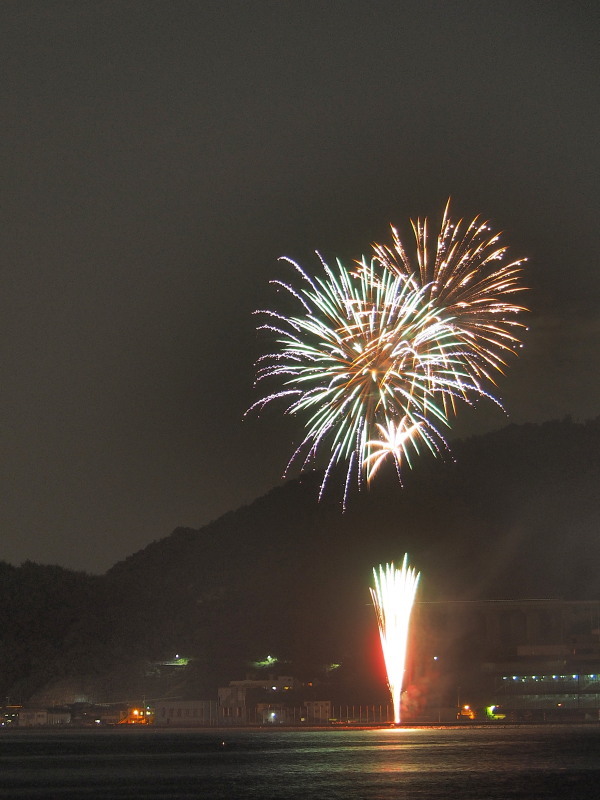 どんかっかの花火_c0254479_23031534.jpg