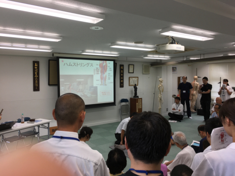 臨床の治療の現場に即した。時代に現実に即した。_a0112393_08031252.jpg