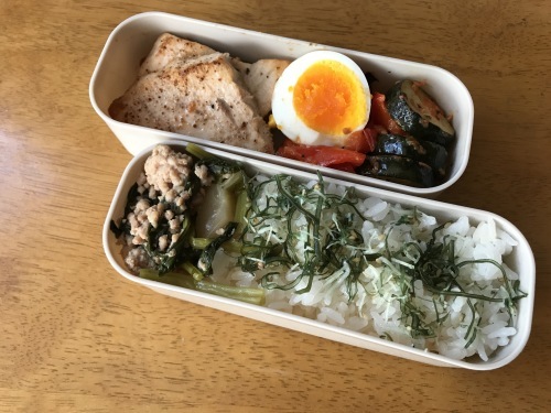 お弁当_c0234235_08082075.jpg