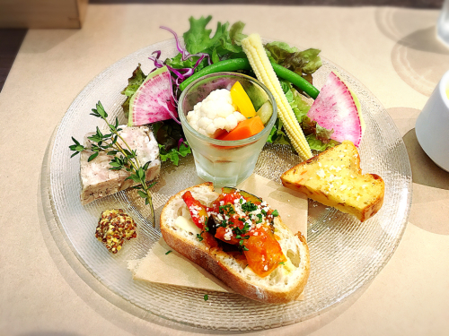 ビストロカフェW_e0292546_21202567.jpg
