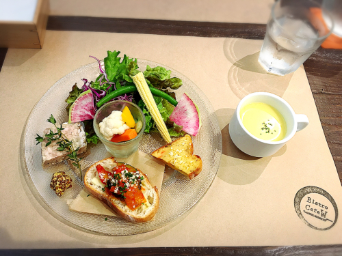 ビストロカフェW_e0292546_21202609.jpg