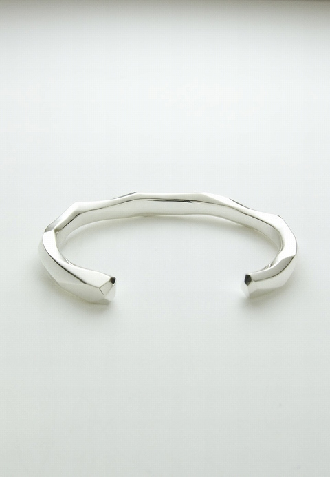 大人気定番アイテム！【GARNI】【ガルニ】GB13026 Crockery Bangle  & GR16026 Crockery Double Ring☆そして、炭水化物。_b0108653_19164539.jpg