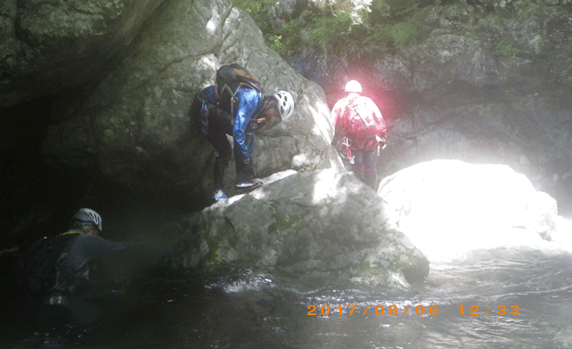 e0371039_1595677.gif