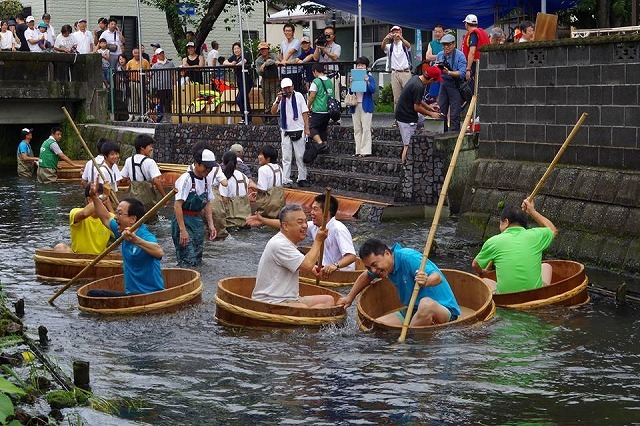 市長・議員の「醜い争い」? 田宿川のたらい流し パート2_f0141310_07243821.jpg