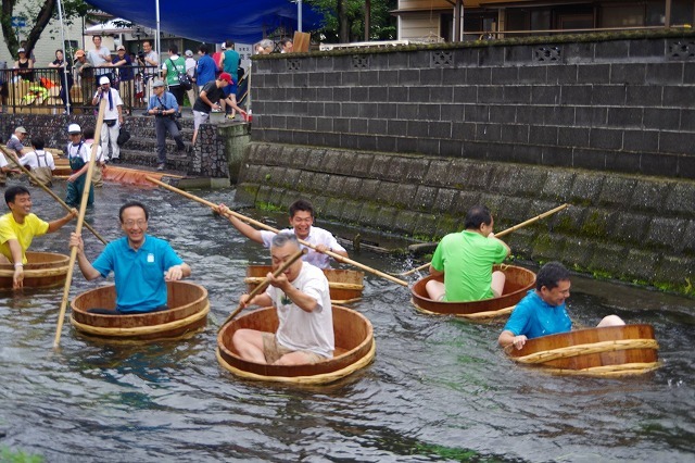 市長・議員の「醜い争い」? 田宿川のたらい流し パート2_f0141310_07244882.jpg