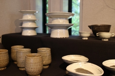 韓国古陶磁探求陶人展 開催しています_a0279848_15155359.jpg