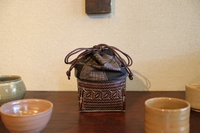 韓国古陶磁探求陶人展 開催しています_a0279848_15160764.jpg