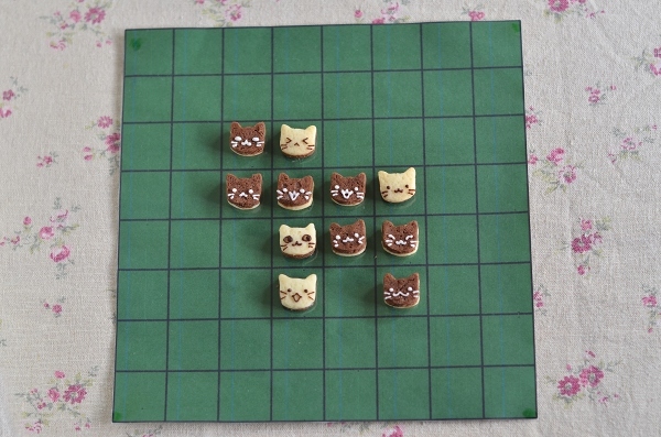 世界猫の日　猫オセロクッキー　　Homemade Cat\'s Othello Cookies on International Cat Day_d0025294_13124814.jpg