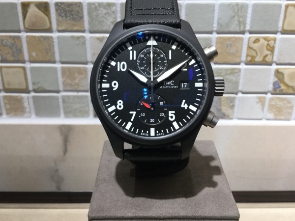 IWC パイロット トップガンクロノグラフ_a0234212_12240672.jpg