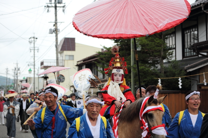 豊穣への一箭～大町市若一王子神社・子供流鏑馬～_d0349418_21473466.jpg