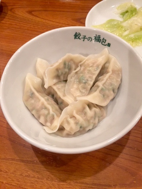 何個でもいける。餃子の福包_f0372922_01400452.jpg