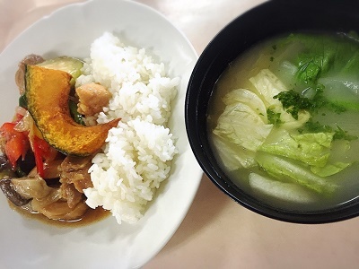 8月10日 エスニックランチ_b0158746_12363602.jpg