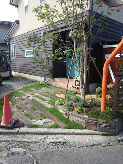 b0129758_17312495.gif