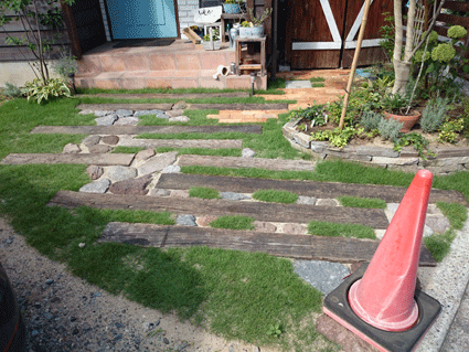 b0129758_17312726.gif