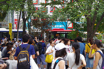 8月10日(木)の109前交差点_b0056983_15234341.jpg