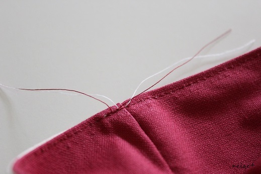 小物作りにミシンの上糸と下糸の色が違う場合の糸始末が綺麗に仕上がる方法♪_f0023333_22083271.jpg