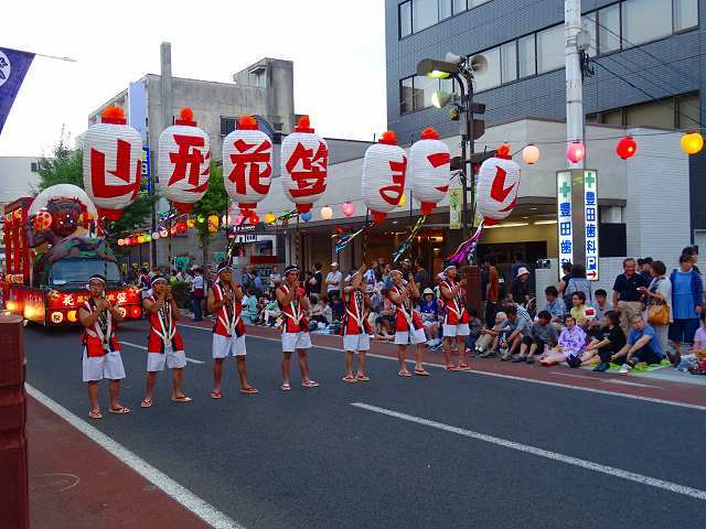 東北４大祭り　　見物は二つだけヽ(○´∀`)ﾉ♪ _d0131847_00080472.jpg