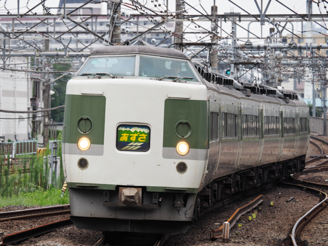 189系N102編成あずさ81号 他_f0199866_18172702.jpg