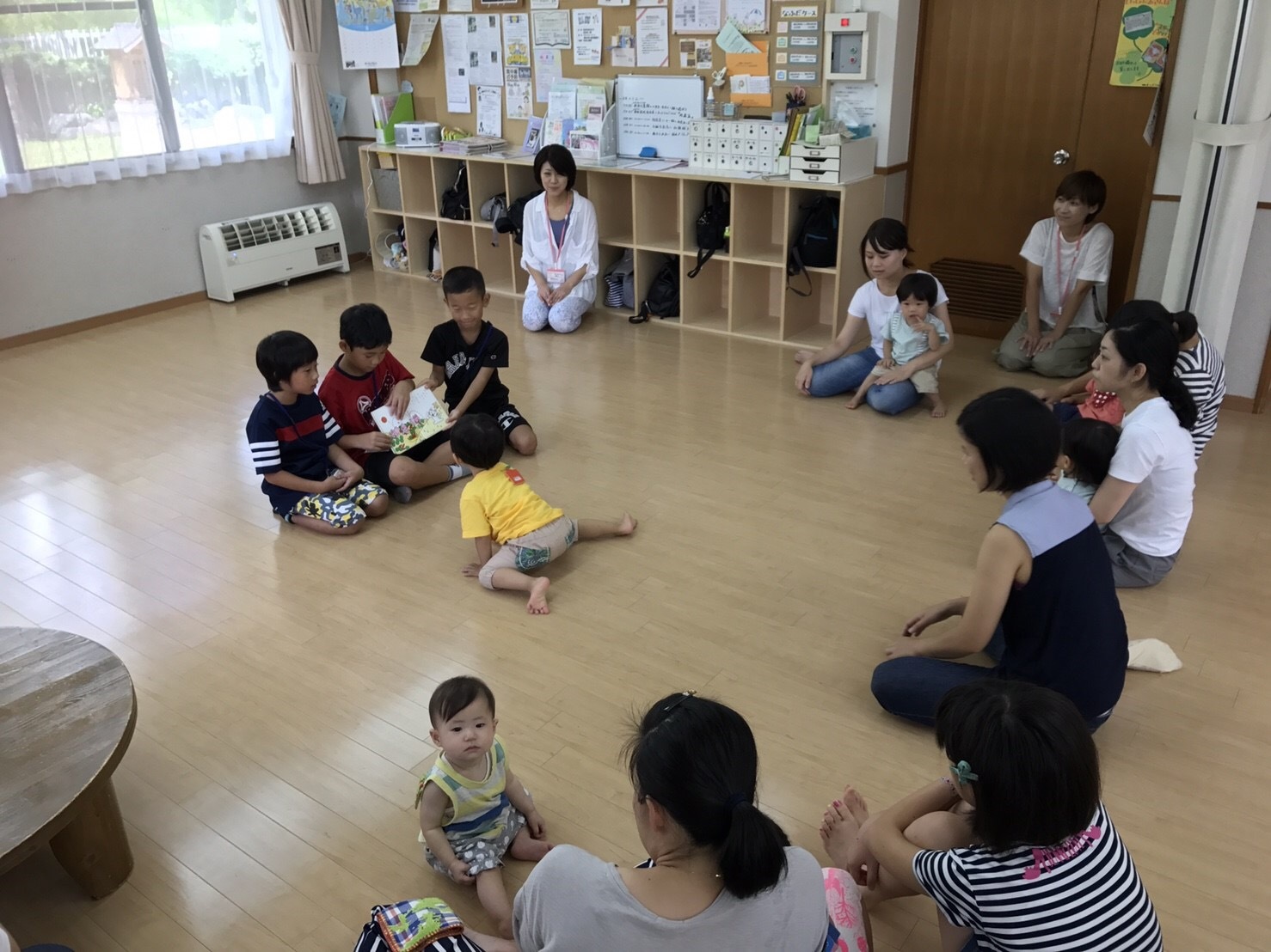 8月9日（水）10:30〜11:30「新林児童館の小学生・先生と遊ぼう」_f0223705_08252597.jpg