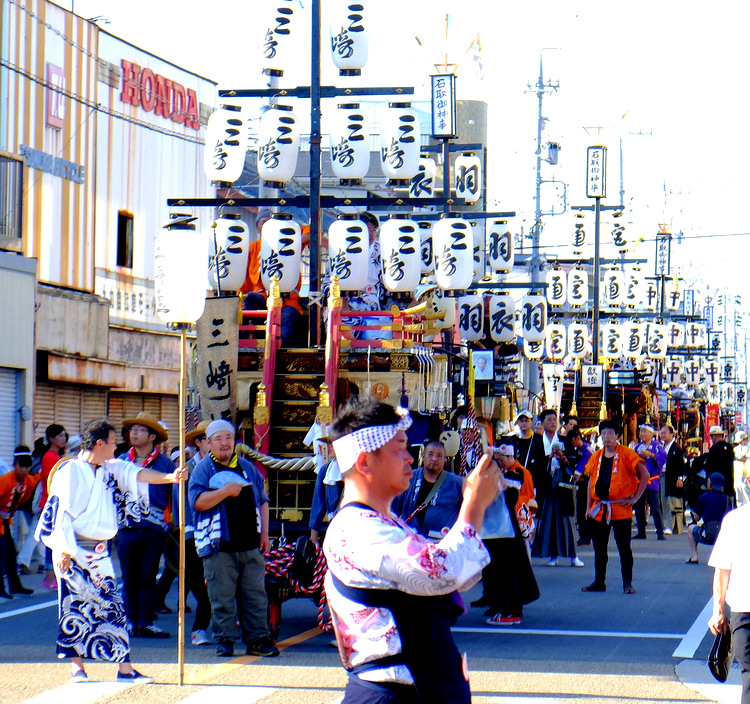 「三重県桑名市 400年続く奇祭、石取祭」_a0000029_15361079.jpg