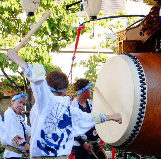 「三重県桑名市 400年続く奇祭、石取祭」_a0000029_1540317.jpg