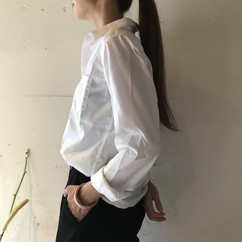 くろ と しろ パンツ と シャツ_d0364239_16343759.jpg