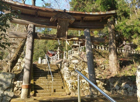 福知山市岩崎地区の寺院・神社_a0003356_21011330.jpg