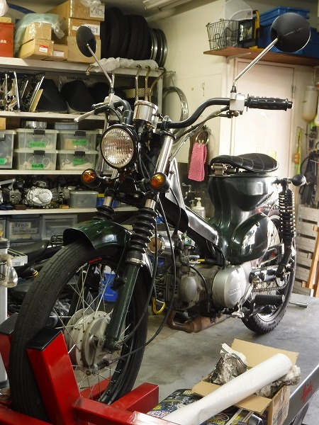 カブ90バーハン車 修理 整備作業 モーターヘッド サイクルショップ