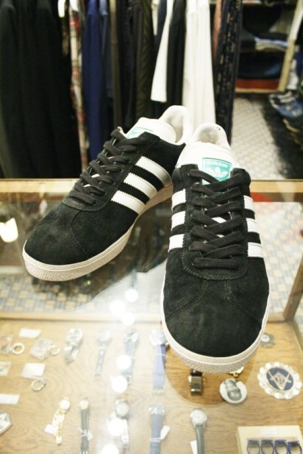 簡単に！！(入荷、SUPREME×NIKE、SUPREME×VANS、PALACE×adidas、adidasメンズスニーカー)_f0180307_22145354.jpg