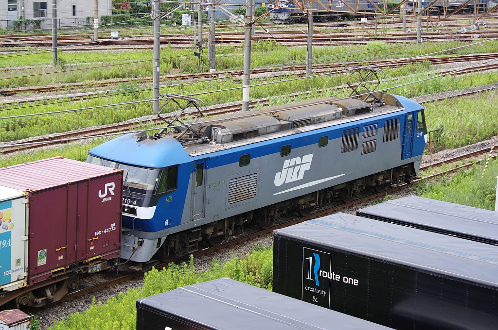 f0203926_2214307.jpg