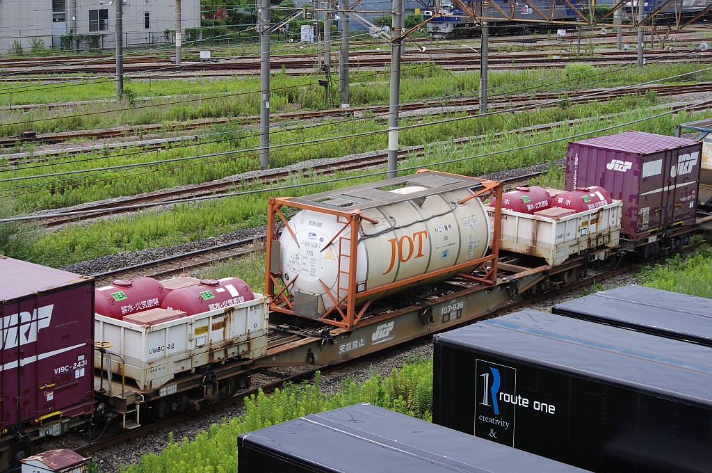 f0203926_2217205.jpg