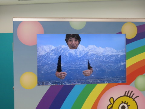 テレビの仕事や募金について学びました!_b0159251_13255952.jpg