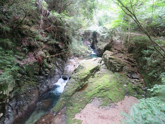 夢前町 亀ケ壺_b0227552_19113148.jpg