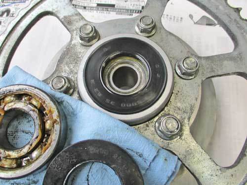 M本サン号 GSX-R1100(GV73A/M型)のホイール&タイヤ交換・・・(^^♪_c0086965_01445456.jpg