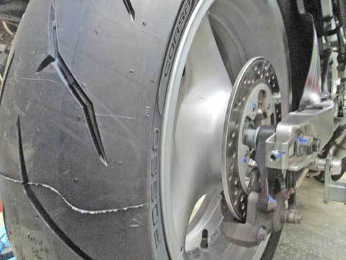 M本サン号 GSX-R1100(GV73A/M型)のホイール&タイヤ交換・・・(^^♪_c0086965_01464153.jpg