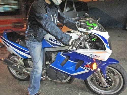 M本サン号 GSX-R1100（GV73A/M型）のホイール＆タイヤ交換・・・(^^♪_c0086965_01464198.jpg